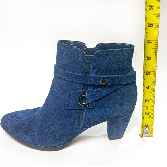 🌟SOLD🌟 Anne Klein Chelsey Blue Suede Ankle Boots - Picture 9 of 10